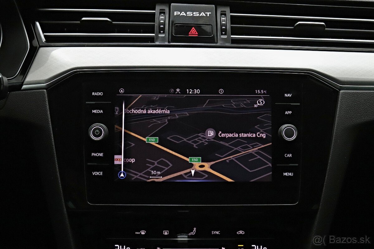 Volkswagen Passat Variant 2.0 TDI DSG EVO Elegance - 13