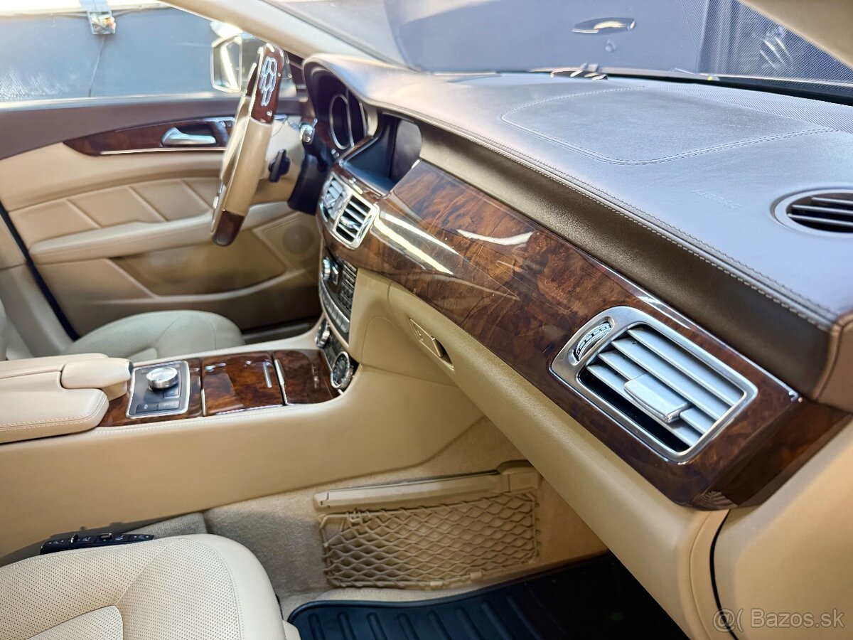 Mercedes CLS 350 4matic - 13