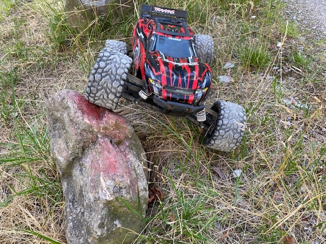 Traxxas Rustler - 13