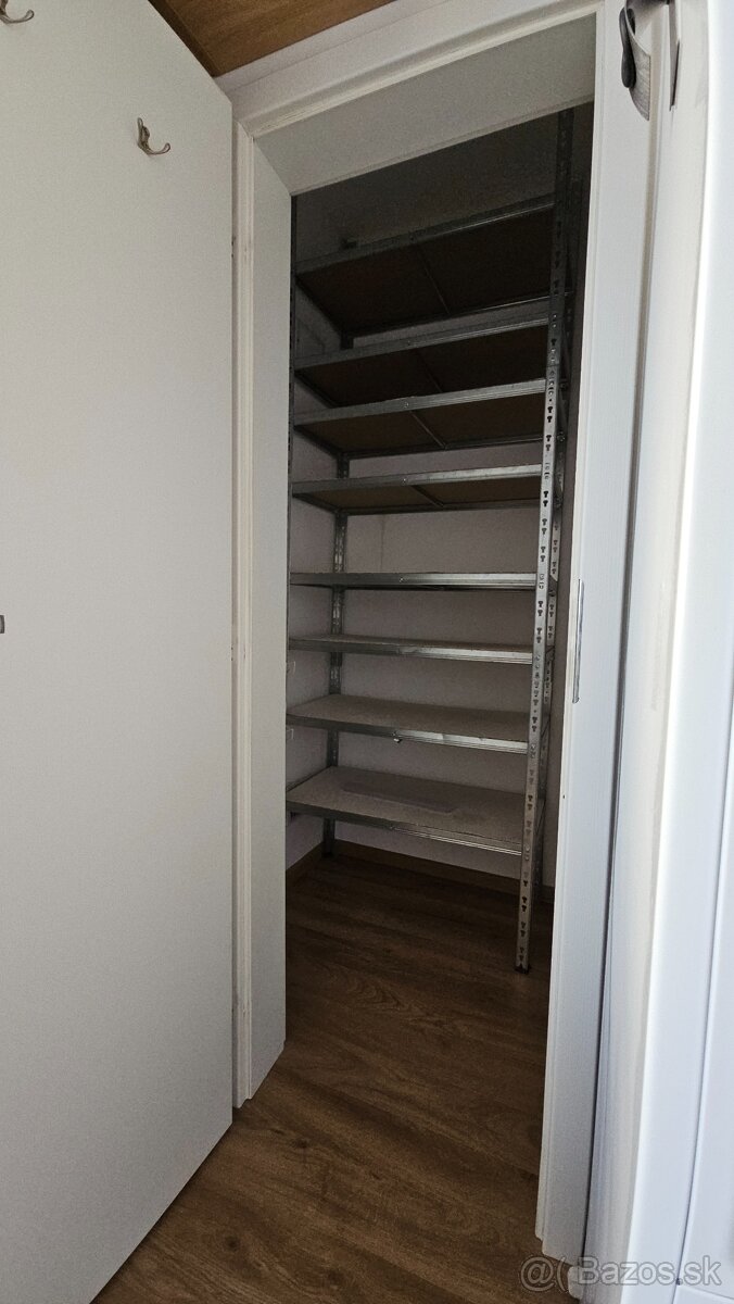 3-izbový byt po kompletnej rekonštrukcii Medvedzie - 13