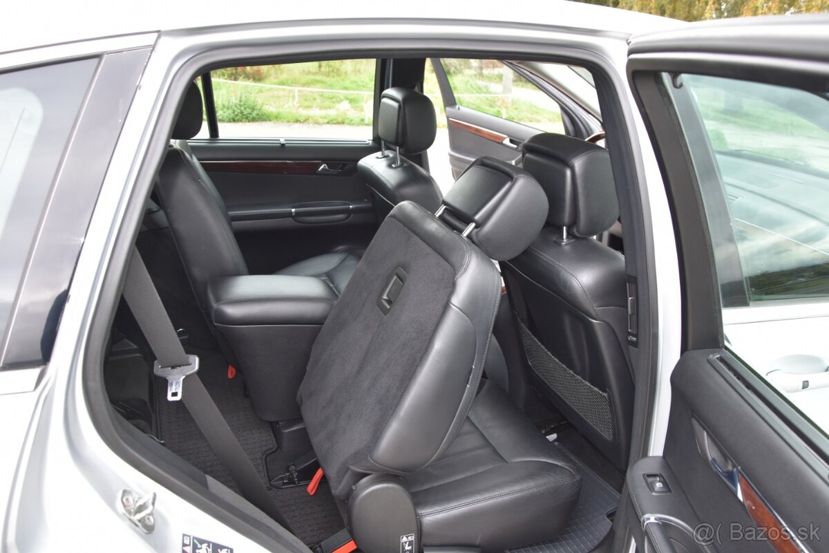 Mercedes-Benz R trieda 500 4-matic - 13