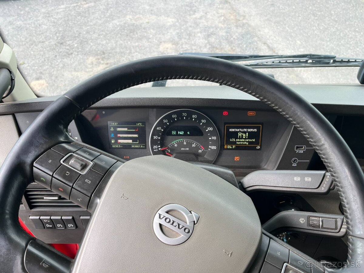 Volvo FH13 540 s hydraulickou rukou pro přepravu dřeva - 13