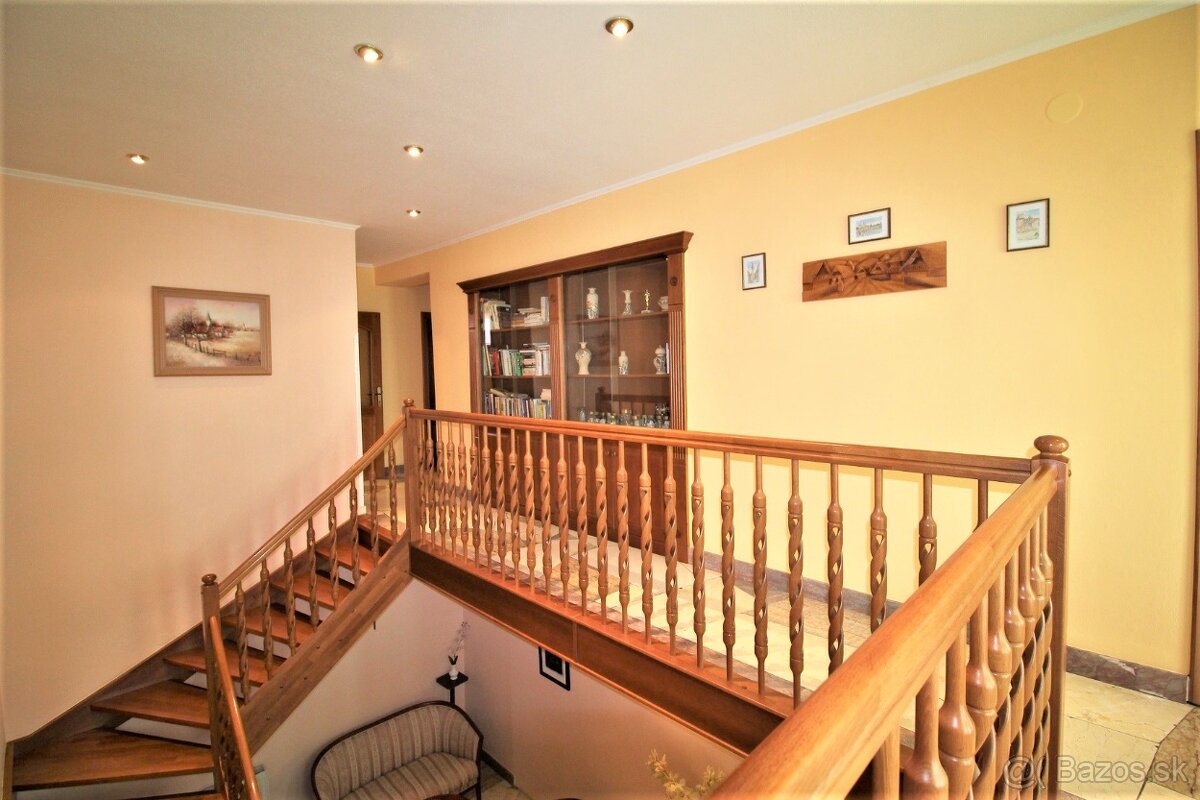 VYZÁLOHOVANÉ PREDAJ - RODINNÝ DOM - ZLATÉ MORAVCE - 13