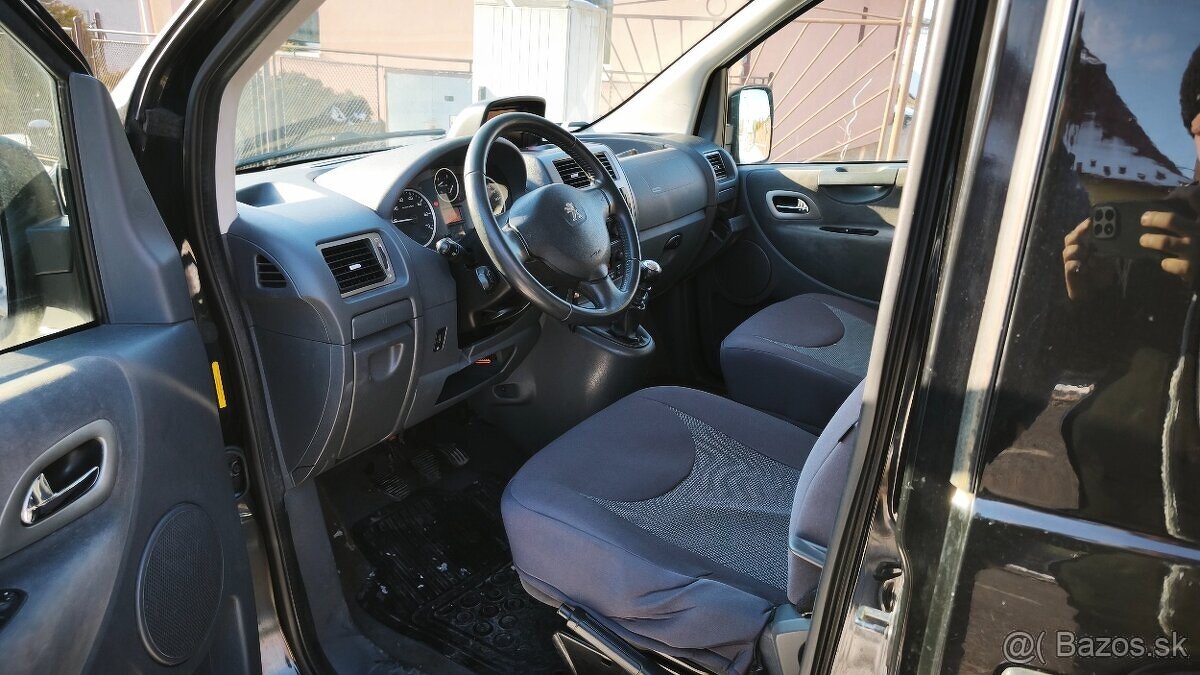 Peugeot Expert - 13