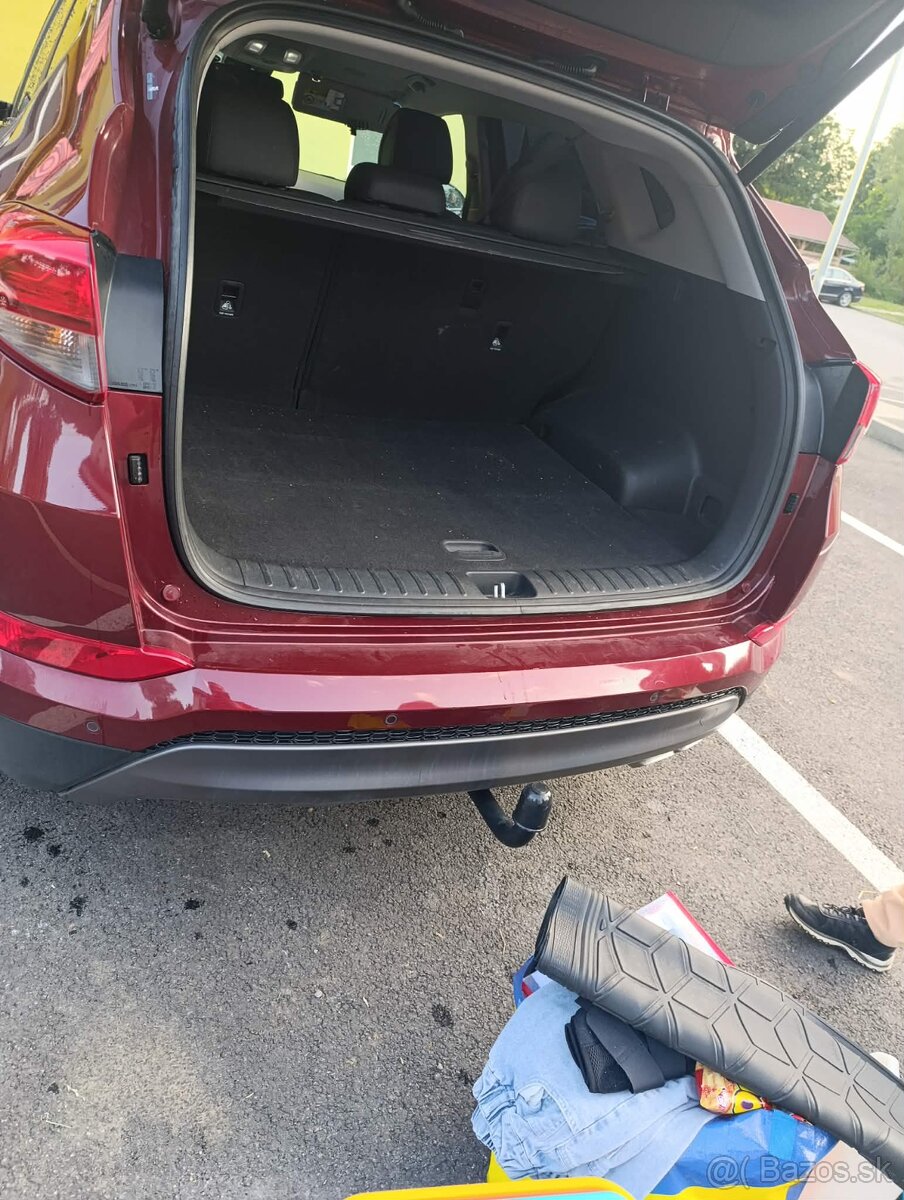 Hyundai tucson 2,0 140 kw - 13