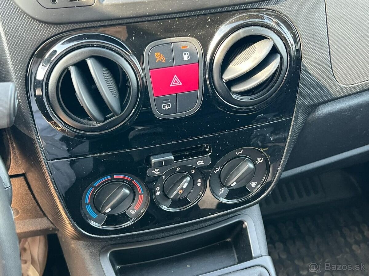 Fiat Qubo - 13