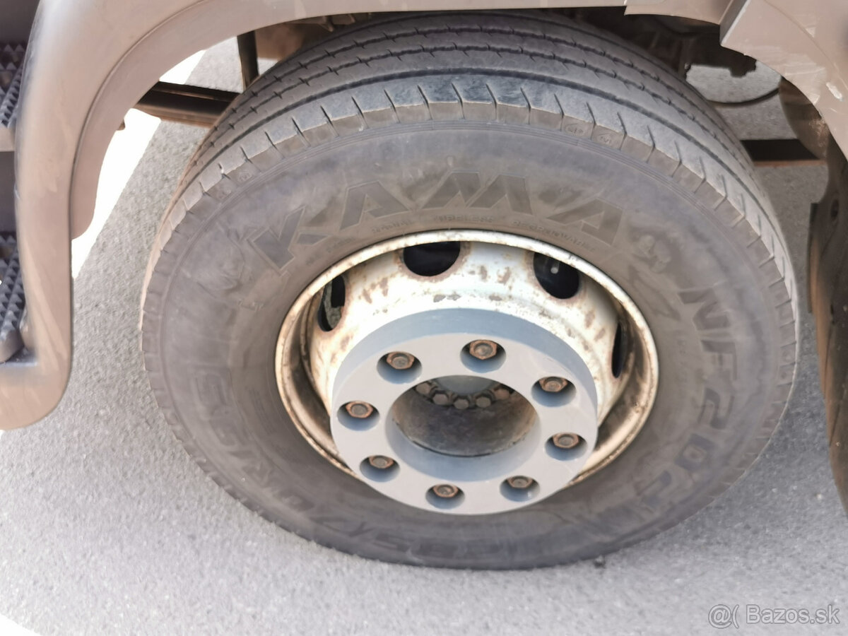 Prodám valník IVECO 150E32 E6 speciál pro přepravu kontej. - 13