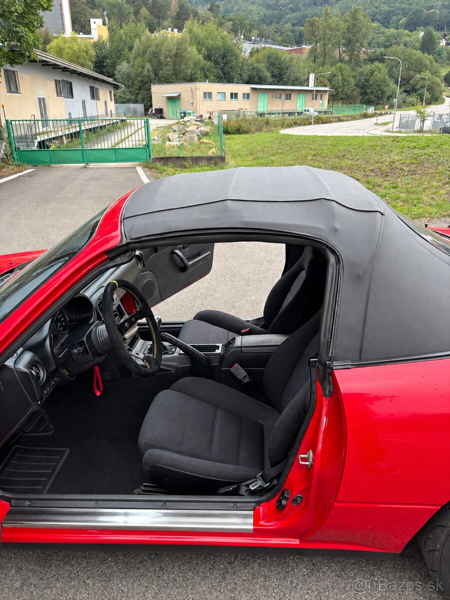 Mazda MX-5 NA - 13