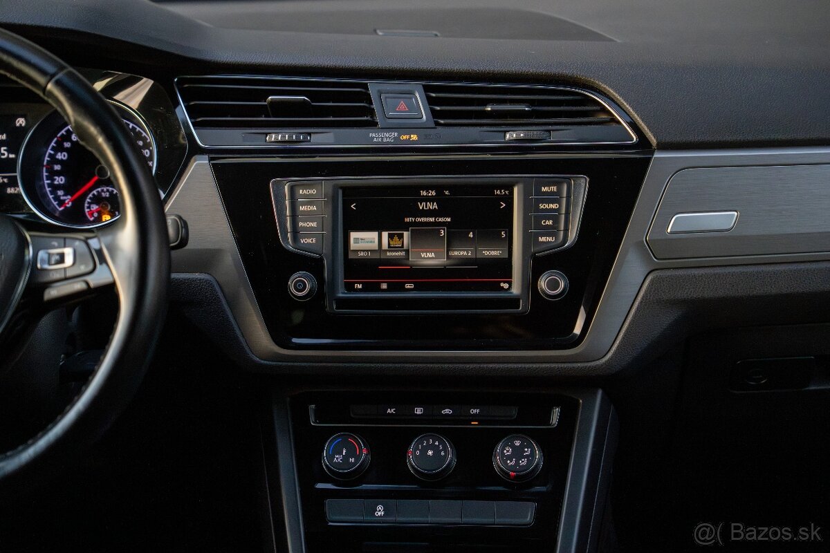 Volkswagen Touran 2.0 TDi 110kw M6 - 13
