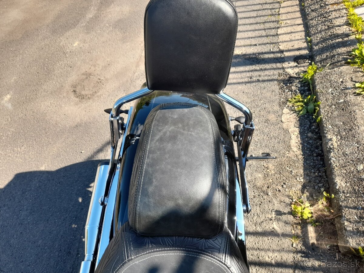 HARLEY DAVIDSON® BREAKOUT FXSB - 13