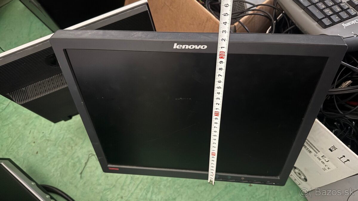 Monitory - 13
