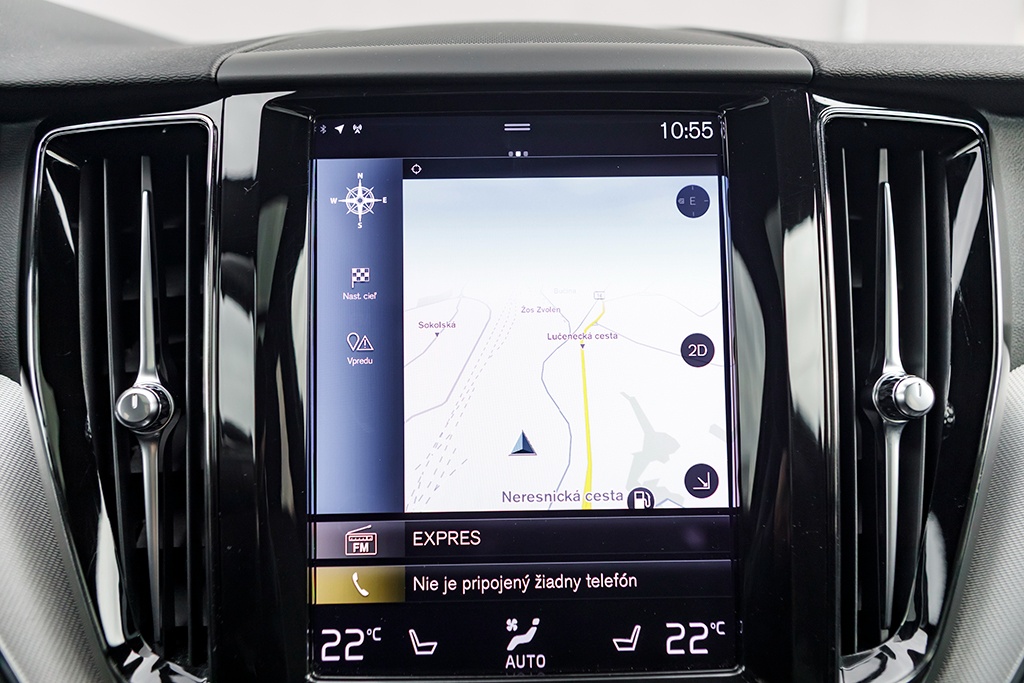 Volvo XC60 2.0 B5 mHEV R-Design AWD AT8 03/2021 - 13