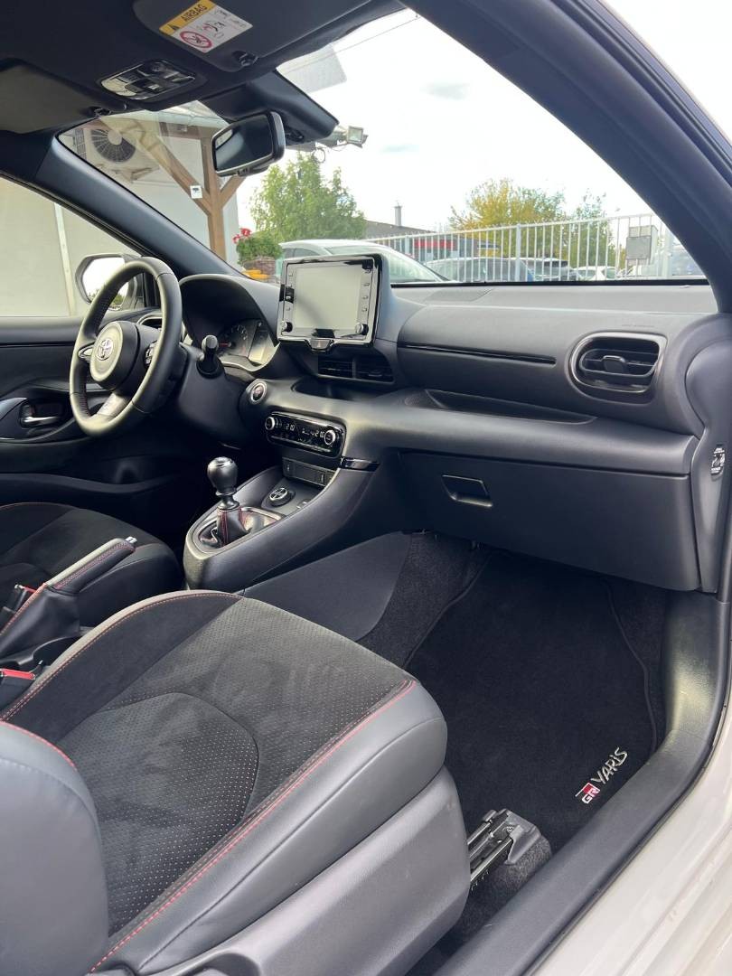 Toyota Yaris 1.6 Turbo GR Four 4WD Dynamic - 13