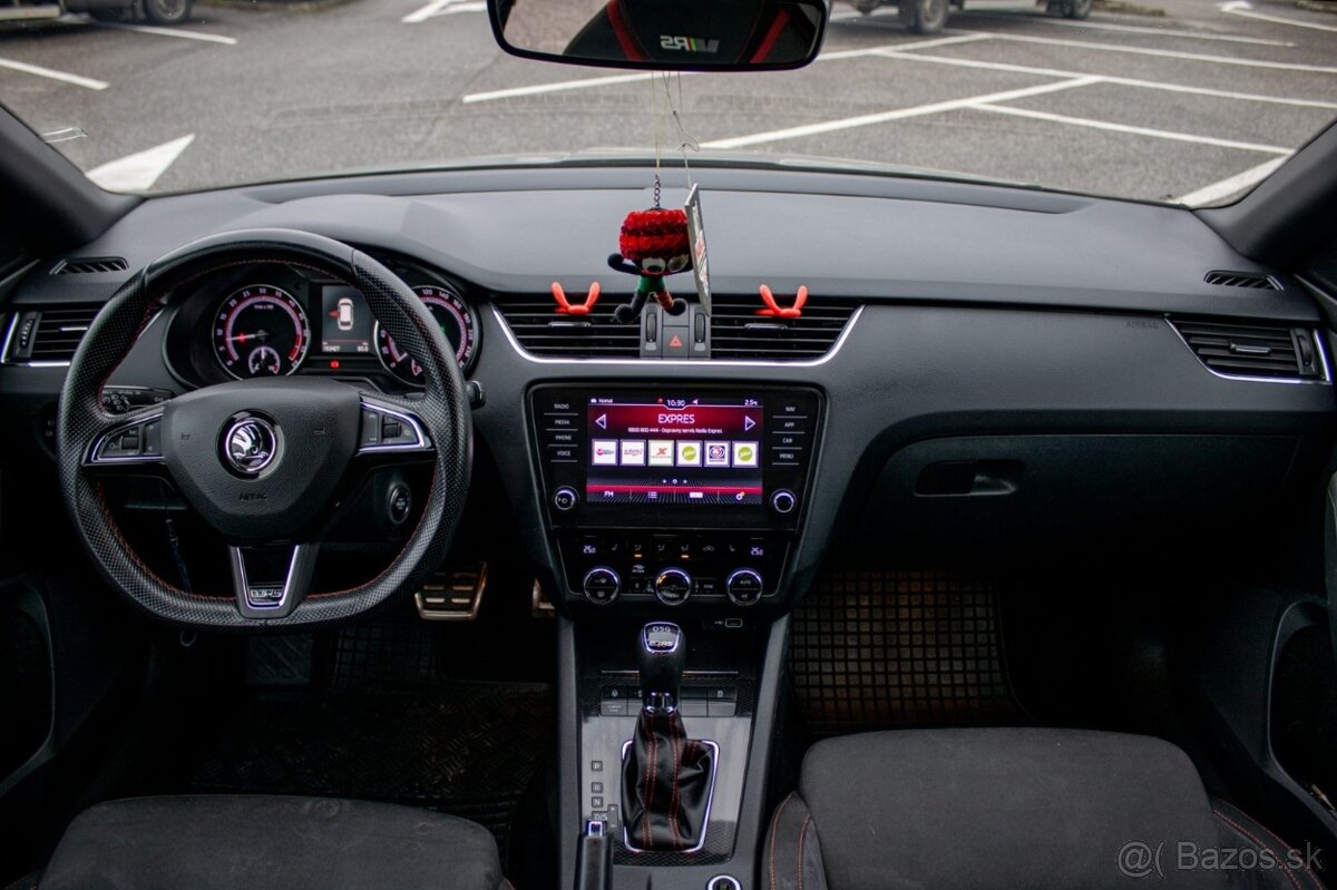 Škoda Octavia Combi 2.0 TDI RS DSG - 13
