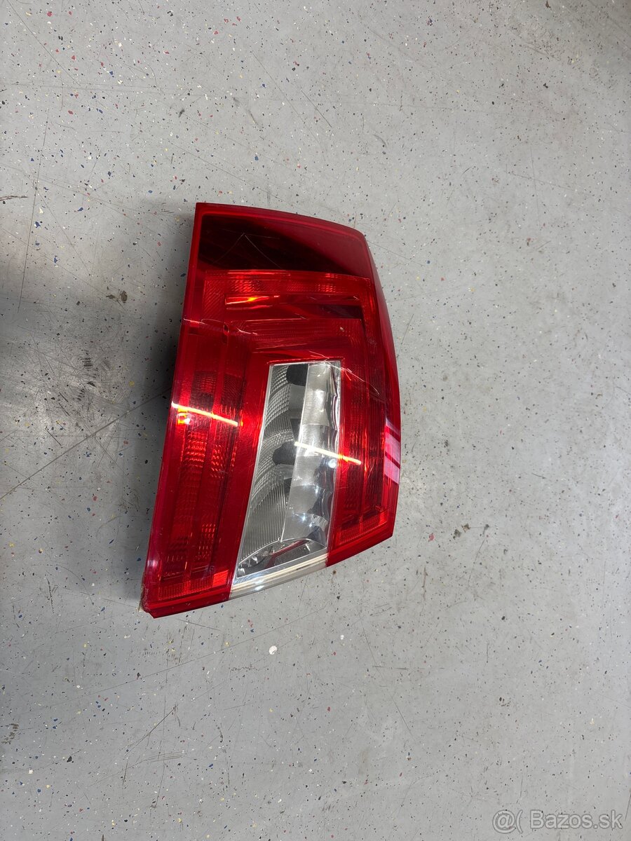 Octavia 3 naraznik maska lišta svetlo - 13