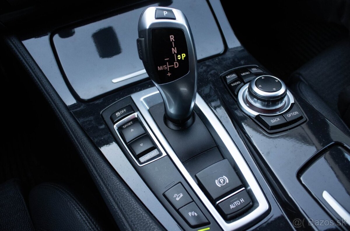 BMW Rad 5 525D xDrive 160kW AT/8 2013 - 13