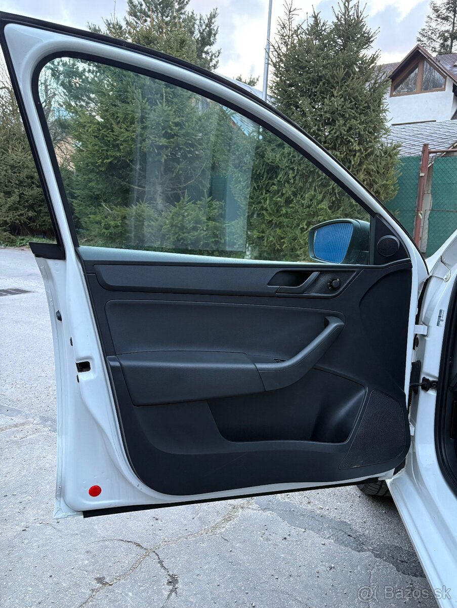 Škoda Rapid - 13