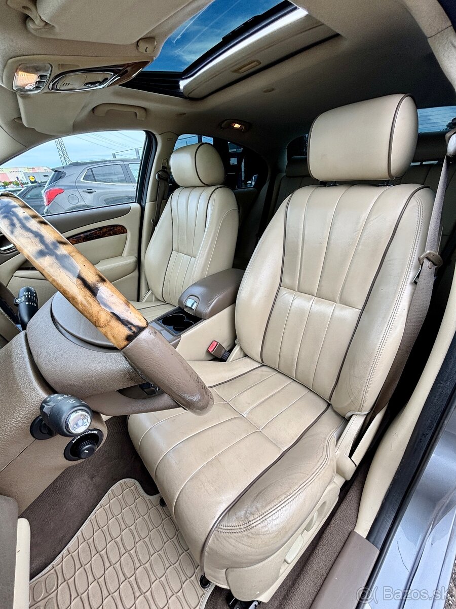 Jaguar S-Type 2.7 V6 Executive A/T - 13