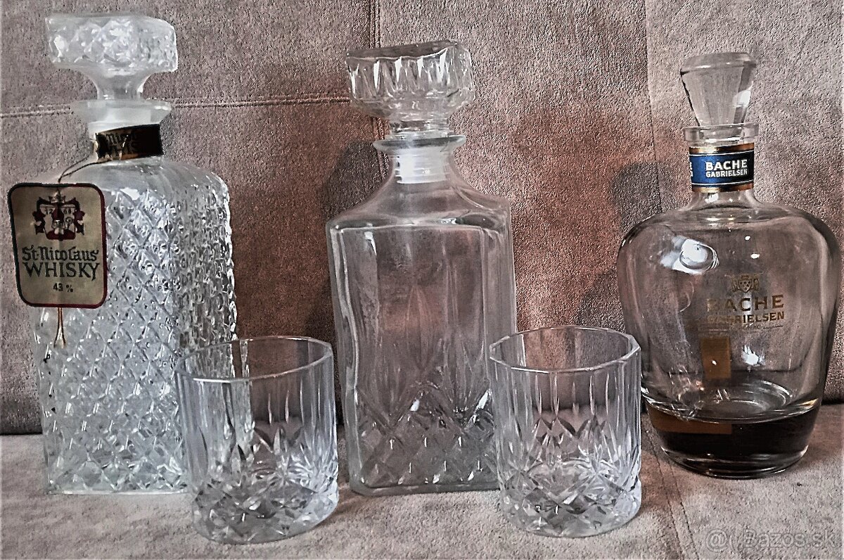 Zaujímavé fľašky, poháre. - 13