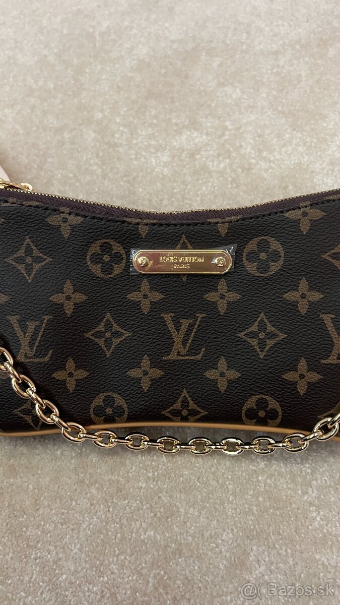 LV Pochette Liv - 13
