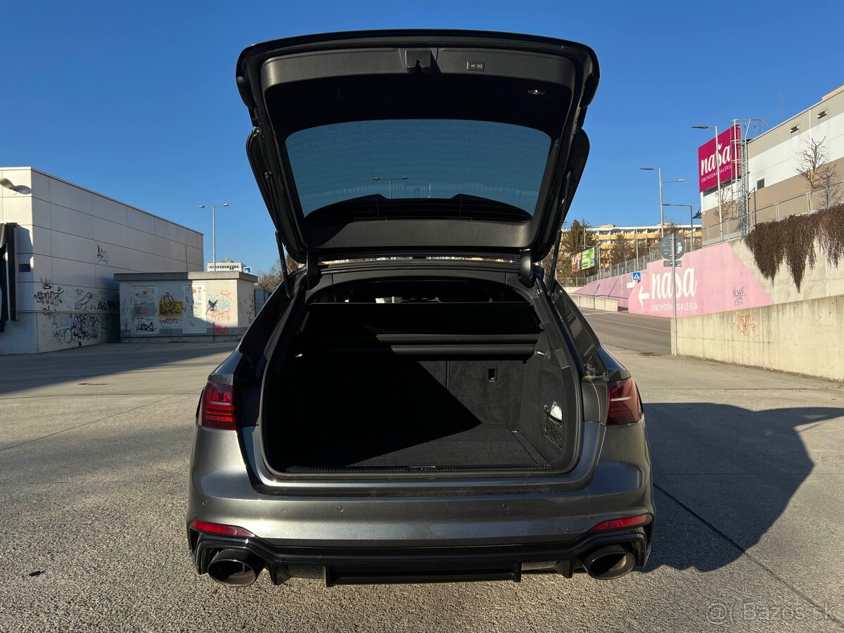 Audi Rs4 Avant - 13