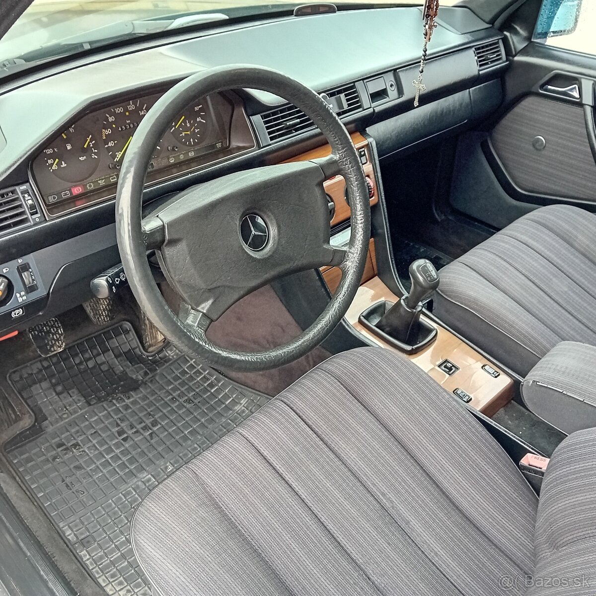 Mercedes-Benz w124 250d - 13