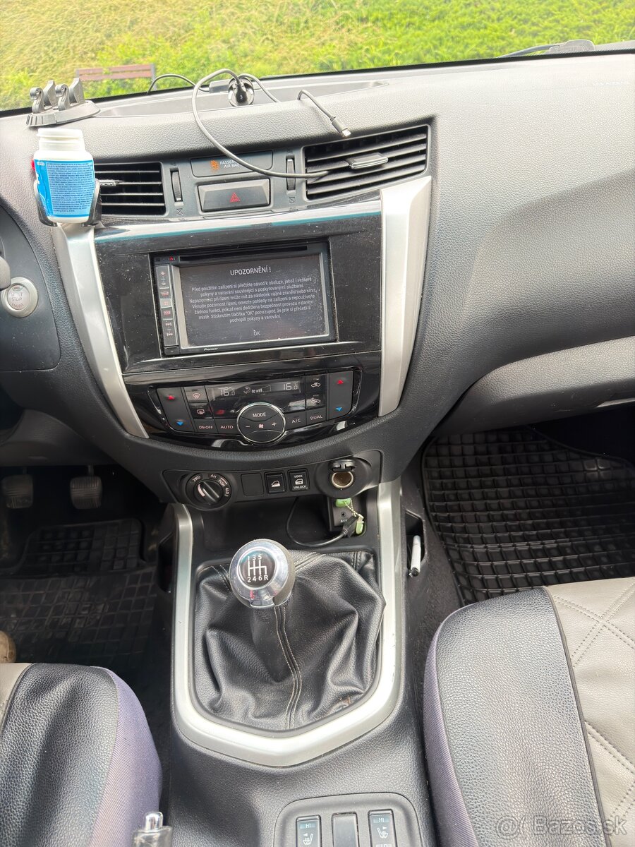 Nissan Navara NP 300 - 13