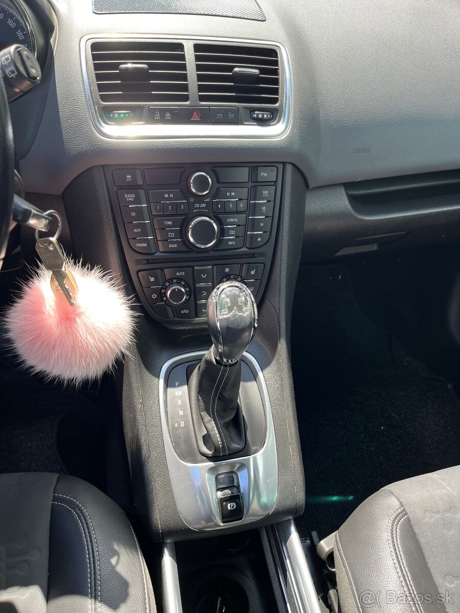 Opel Meriva - 13