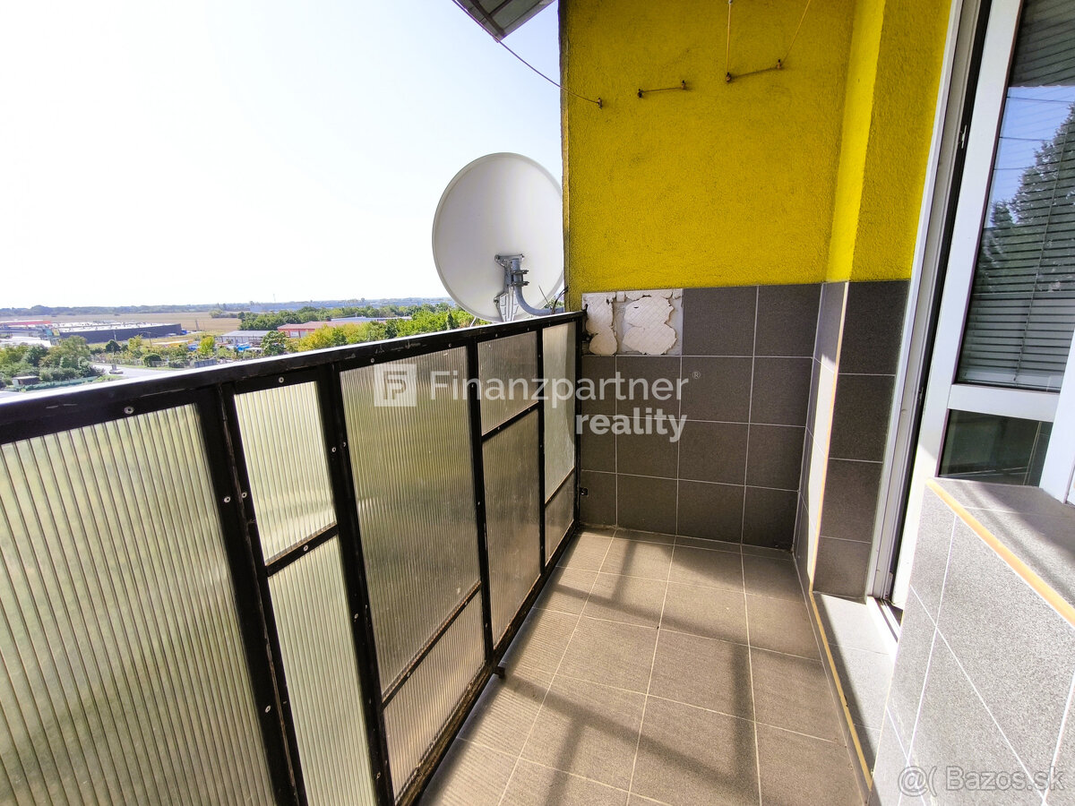 Na predaj trojizbový byt s balkónom na sídlisku Juh Michalov - 13