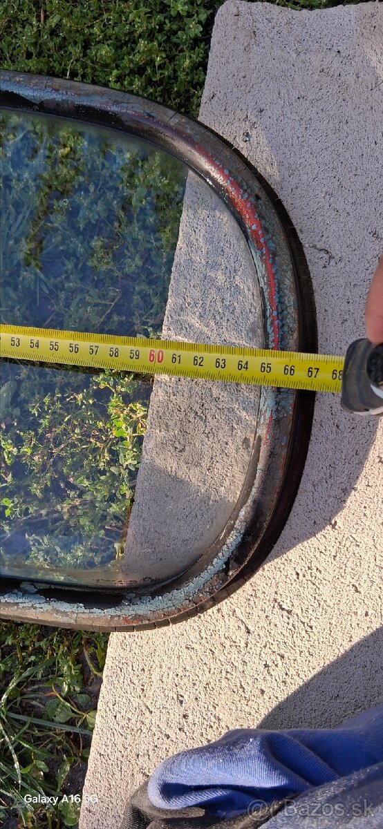 Čelné a bočné skla - 13