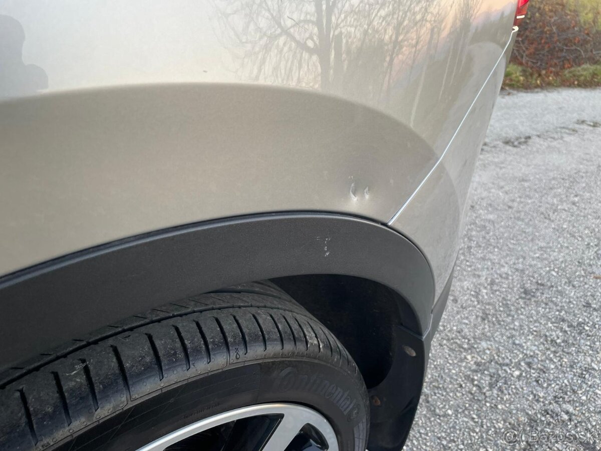 Nissan Qashqai 1.5 dCi 81 kW Tekna - naj. LEN 50200 km - 13