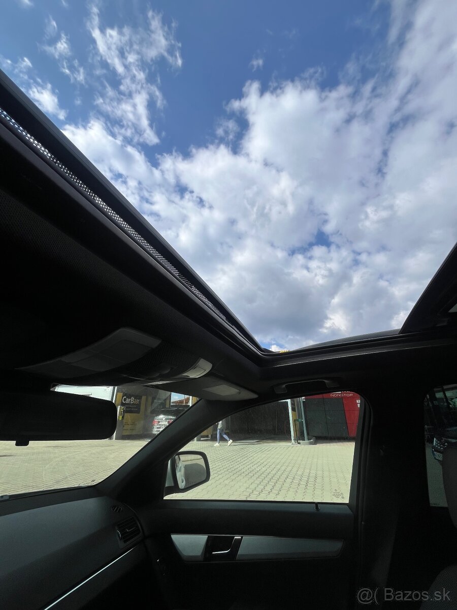 Mercedes C220 kombi - 13