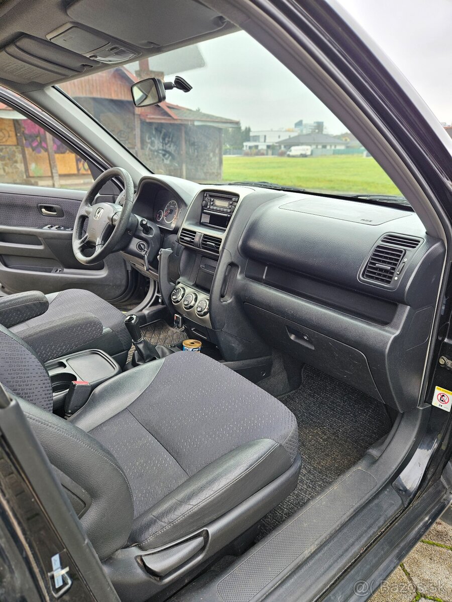 Honda CR-V 2.0i 110 kW 4x4 - 13