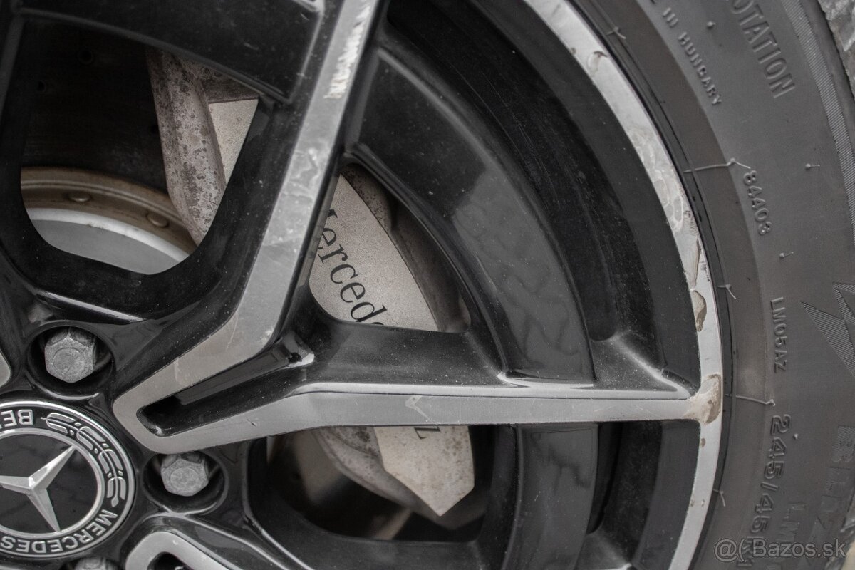 Mercedes-Benz E400 3.0 V6 4Matic - 13