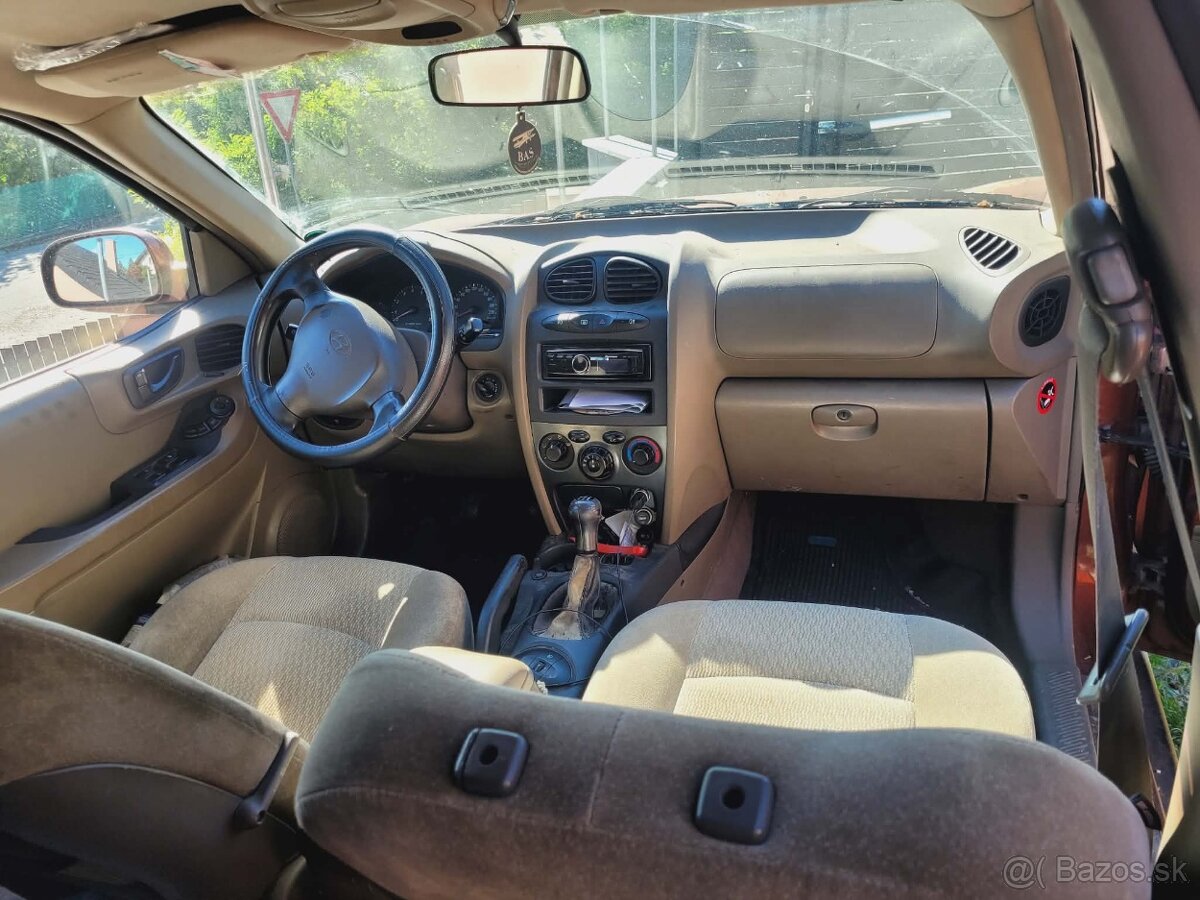 Hyundai Santa FE - 13