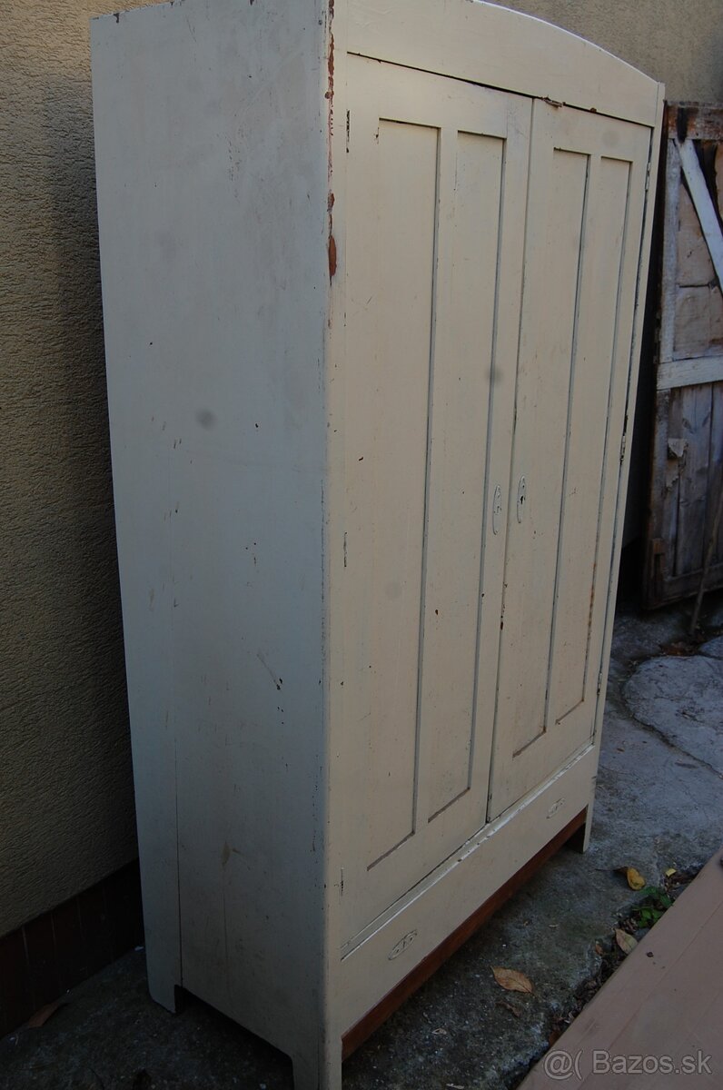 Predam Biedermeier skriňu. - 13