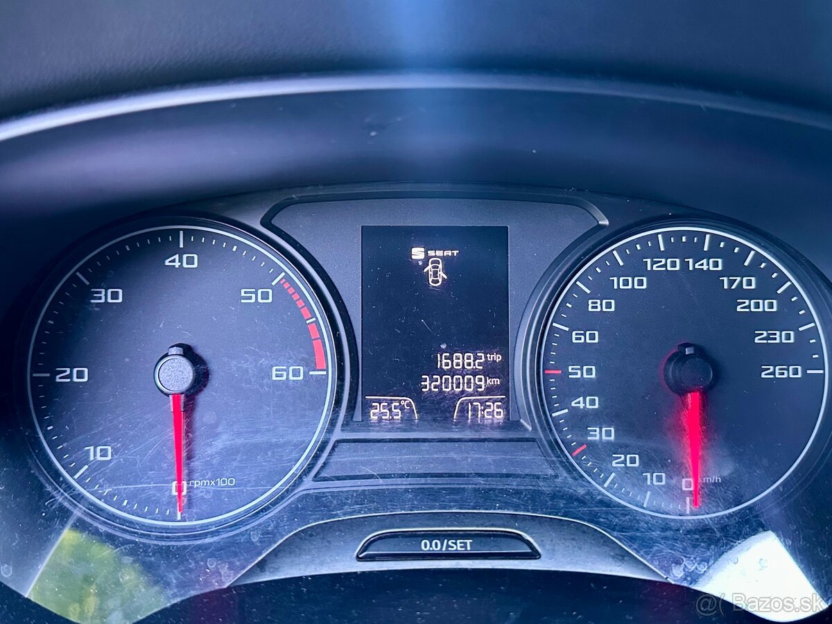 SEAT Leon 1.6 TDI - 13