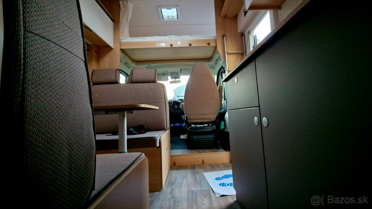 LMC TOURER A 690 R.V 2025 6 MIEST - 13