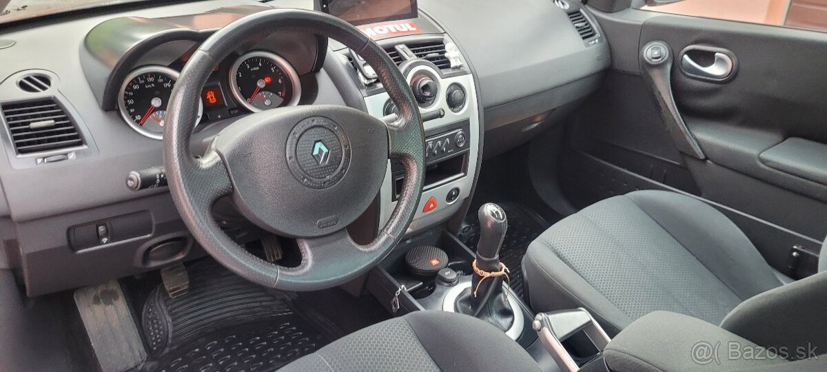 Renault Megane - 13