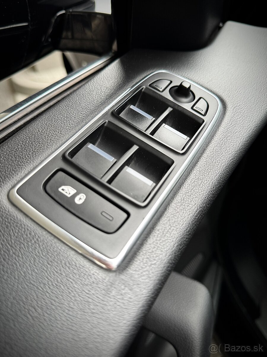 JAGUAR F-PACE 2.0D AWD PRESTIGE - 13