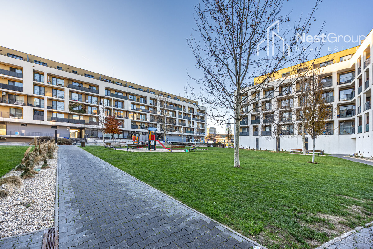 REZERVOVANÉ SLNEČNÝ 1-IZBOVÝ BYT 36 m2 S BALKÓNOM, SLNEČNIC - 13