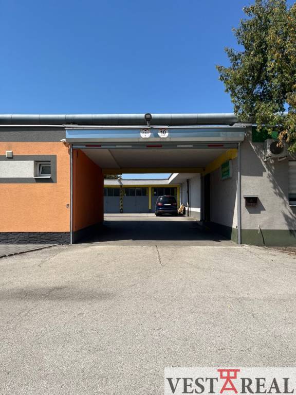 Prenájom Priestoru 135m2 - Galanta - 13