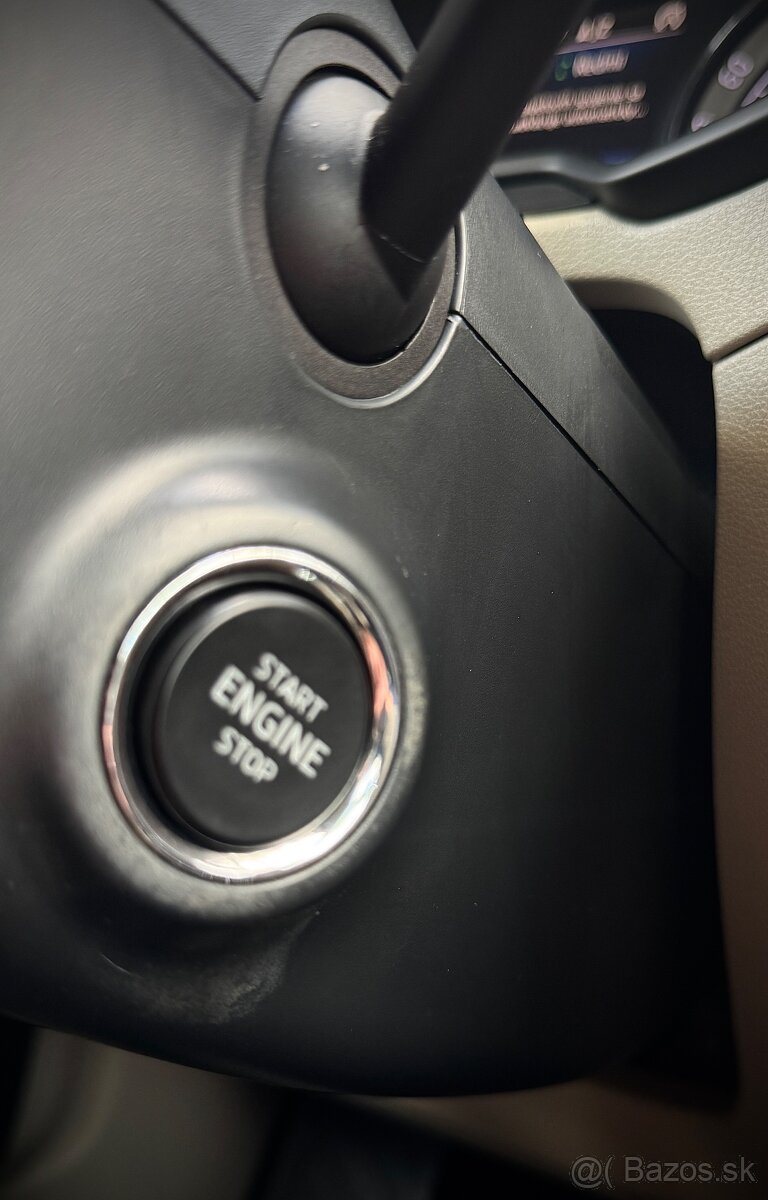 ŠKODA OCTAVIA COMBI 1.4 TSi - 13