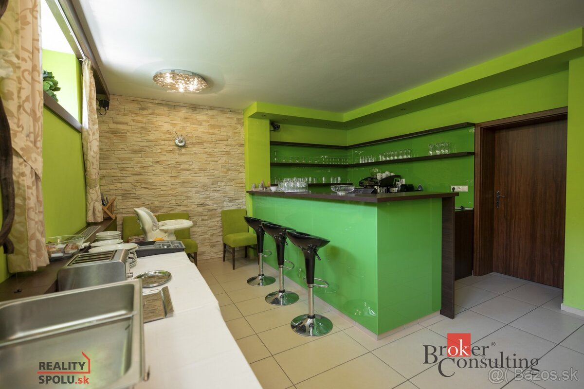 Na predaj zariadený apartmán vo vyhľadávanej lokalite - Vyhn - 13