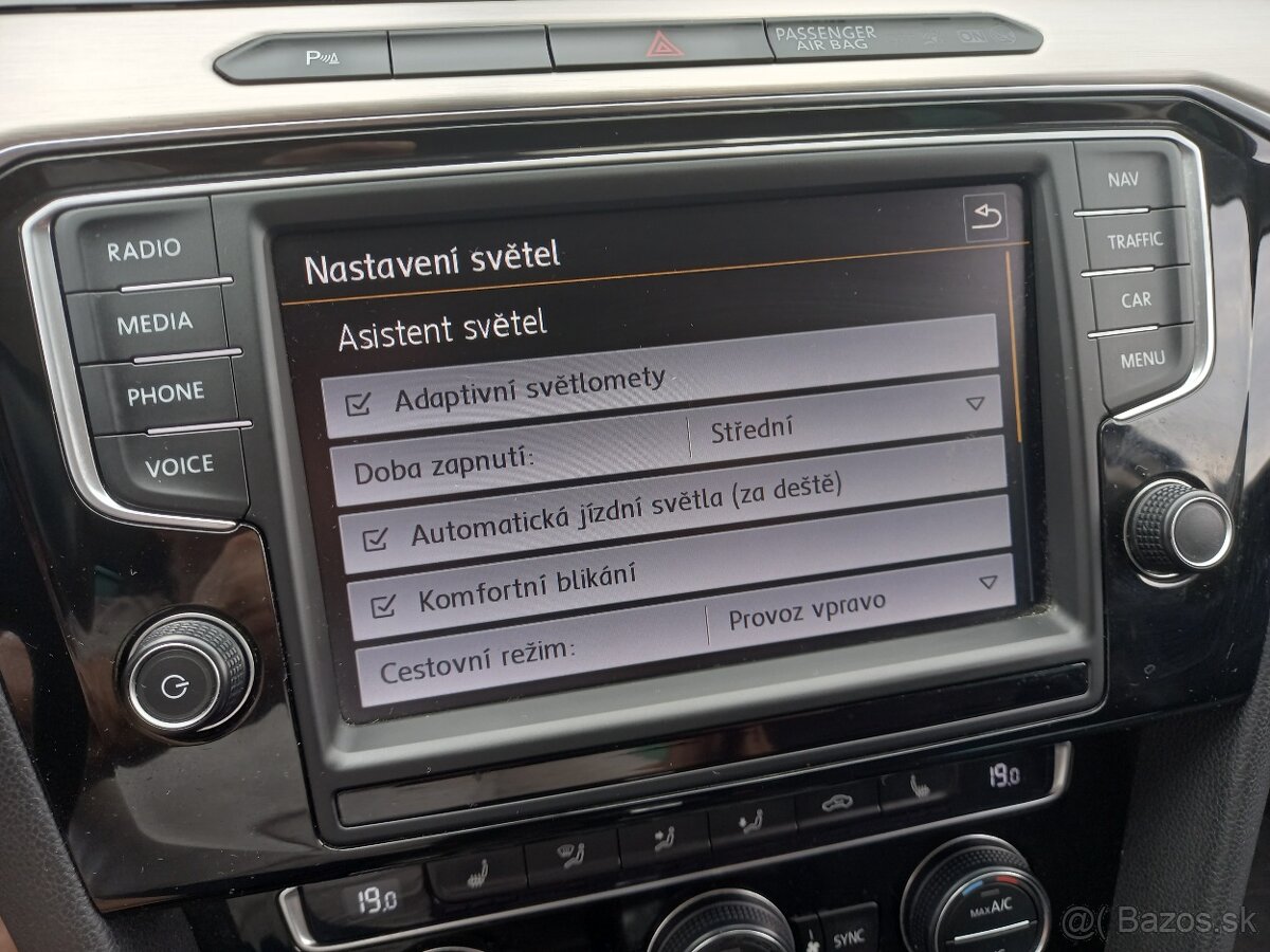 VW PASSAT B8 2,0TDI-2015-LED-ACC-HIGHLINE-WEBASTO-140KW - 13