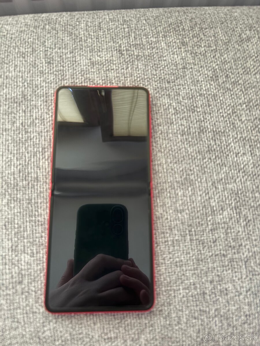 Samsung Z Flip 7 256gb - 13