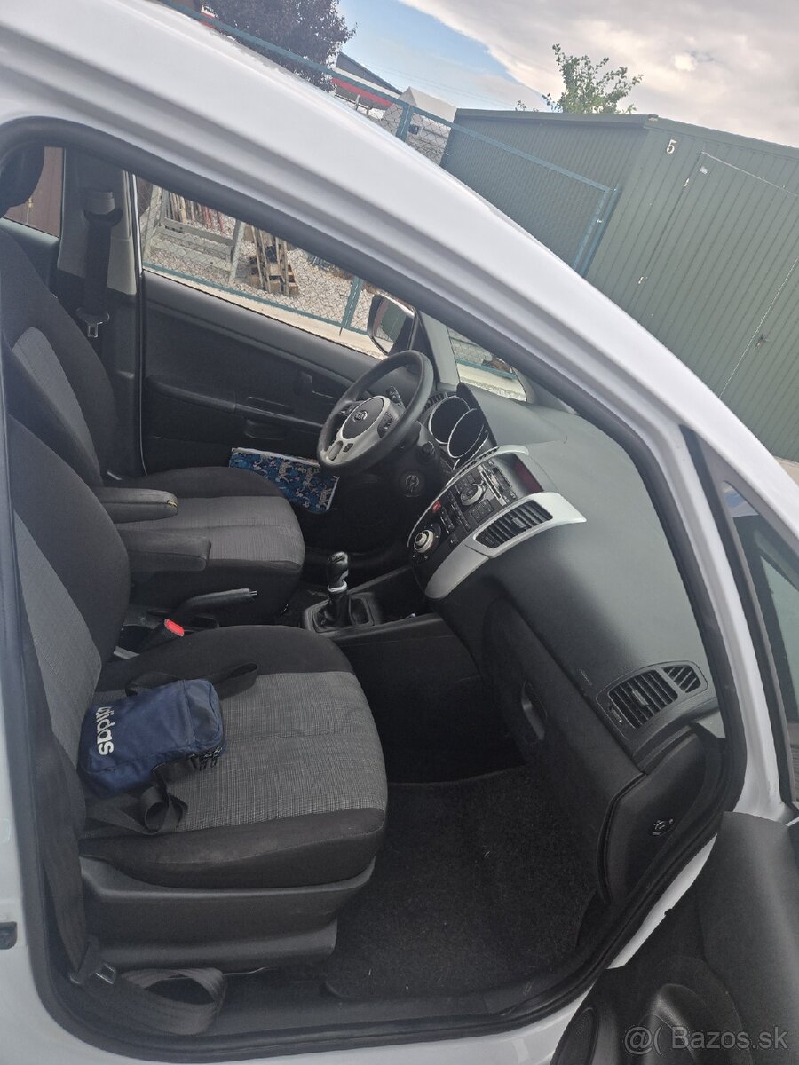 Kia venga 1.4 crdi r.v2014 - 13