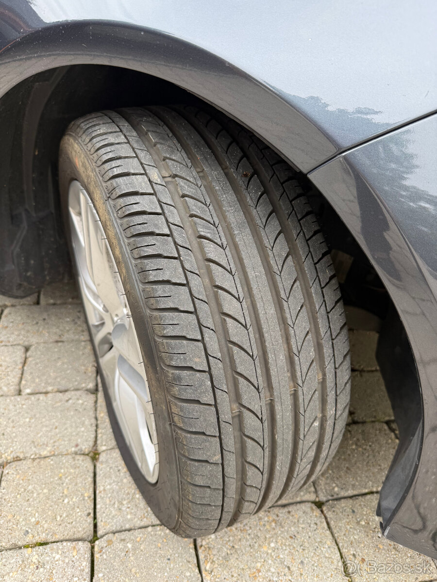Mercedes E 350 CDI 4MATIC - 13