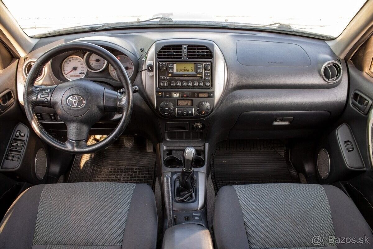 Toyota RAV4 2.0 D-4D - 13