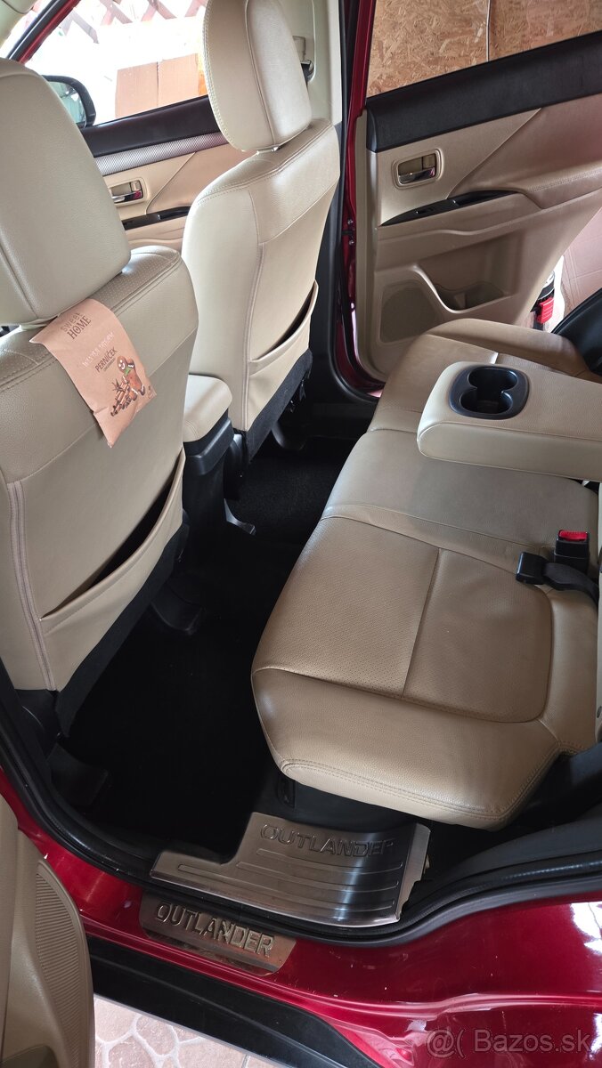 Mitsubishi Outlander 2.2 DI-D 4×4 Automat - 13